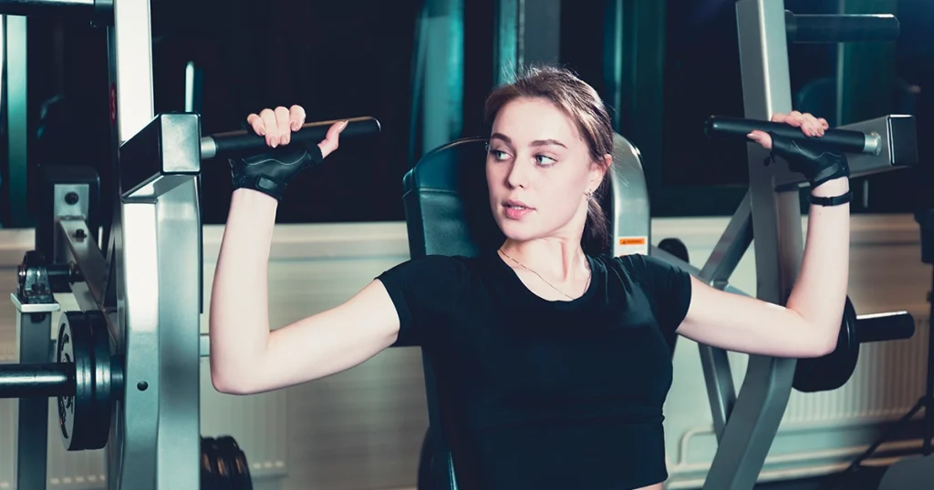 Benefits of Using Plate-Loaded Machines for Muscle Gain